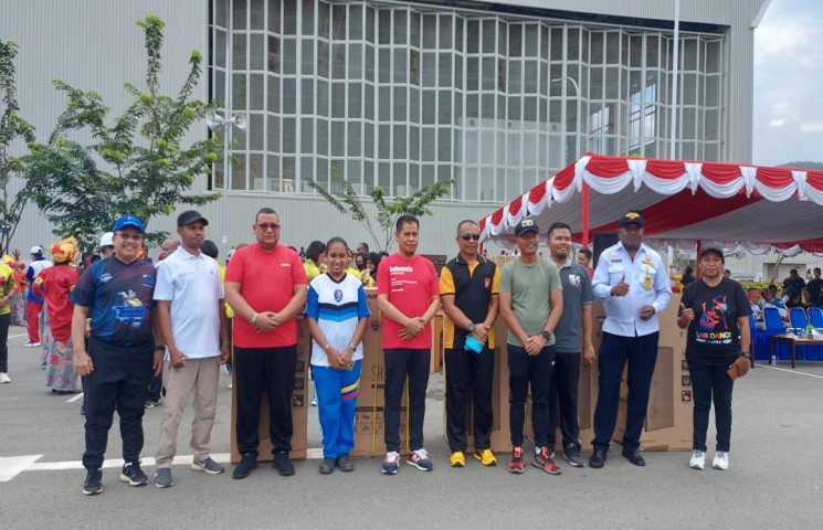Warga Papua Diimbau Pasang Atribut Kemerdekaan RI